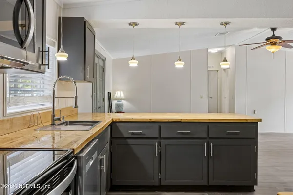 $250,000 | 11902 Faye Road, Macclenny, FL 32063