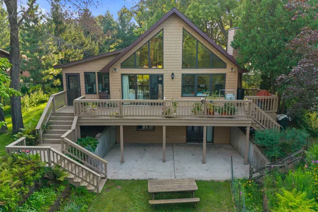 $599,000 | 262 Cranbrook Court, Nekoosa, WI 54457