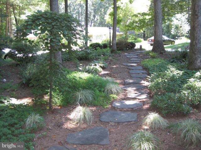 5108 Gunpowder Road Fairfax, VA 22030 - Photo 3 of 16 Stone path to front of house