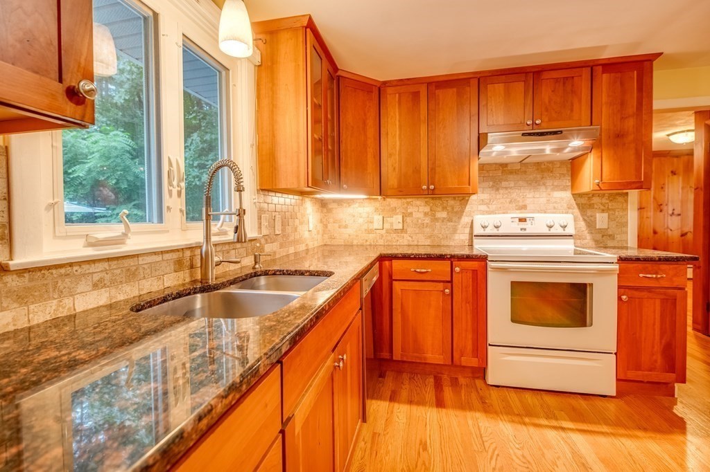 35 Poplar Hill Road Whately, MA 01039 - Photo 12 of 39