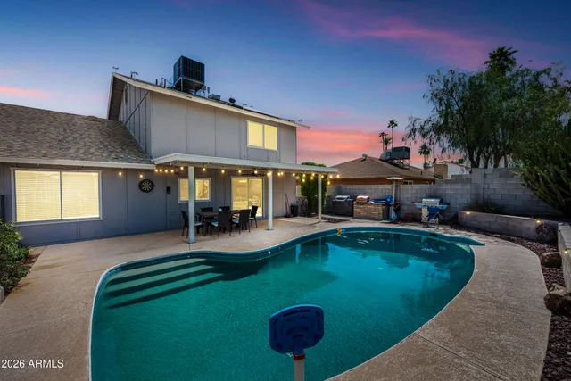 $457,000 | 4136 West Hearn Road, Phoenix, AZ 85053