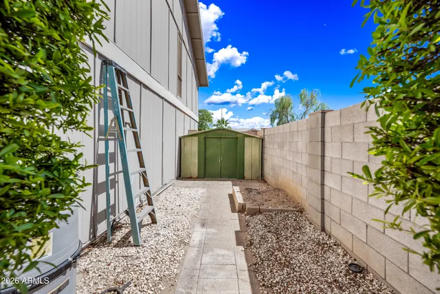 $457,000 | 4136 West Hearn Road, Phoenix, AZ 85053