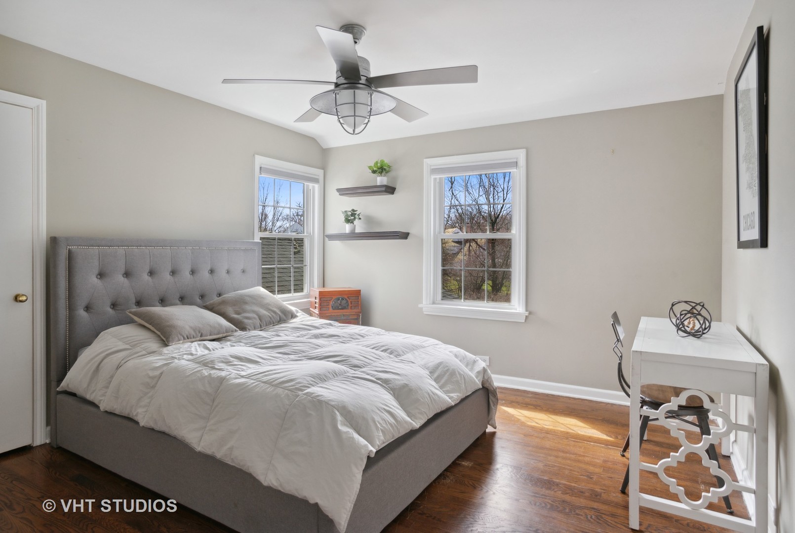 2110 Middlefork Road Northfield, IL 60093 - Photo 21 of 34 a bedroom with a bed and a window