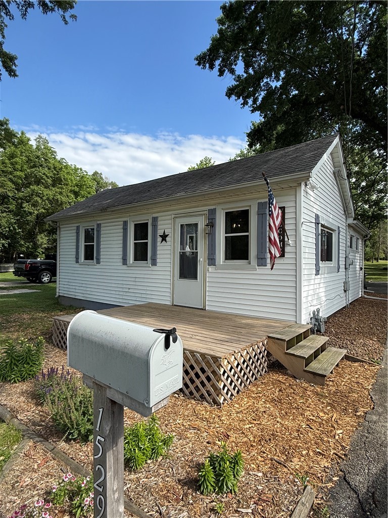 1529 West Ravina Park Road Decatur, IL 62526 - Photo 2 of 27