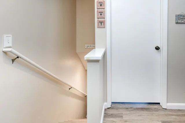 a view of a hallway with closet