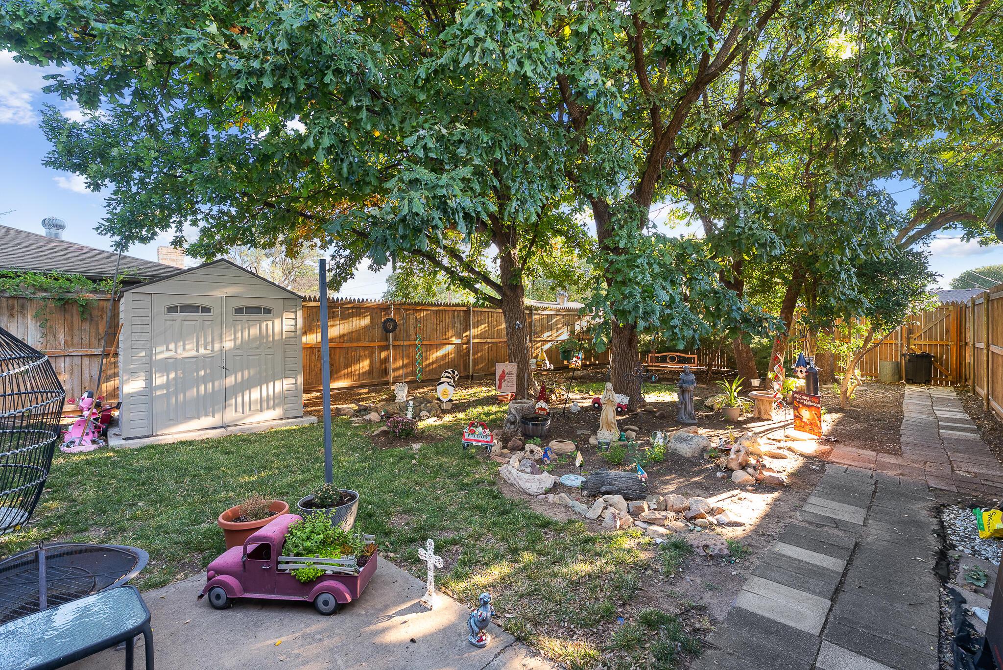 4307 Harmony Street Amarillo, TX 79109 - Photo 16 of 25 a view of yard with seating space