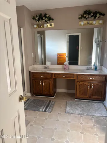 $282,500 | 1715 Tara Drive, Hernando, MS 38632