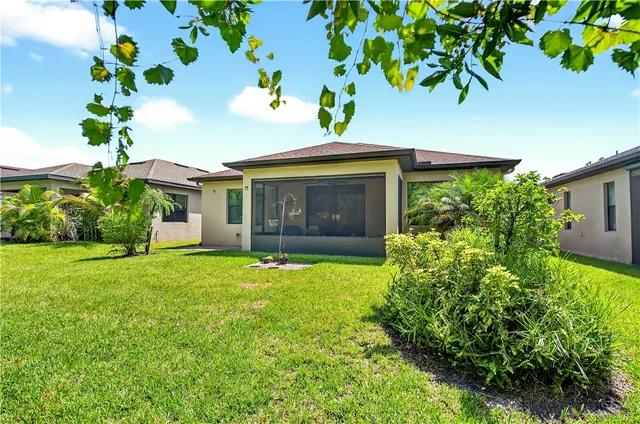 $369,000 | 1655 Willows Square, Vero Beach, FL 32966