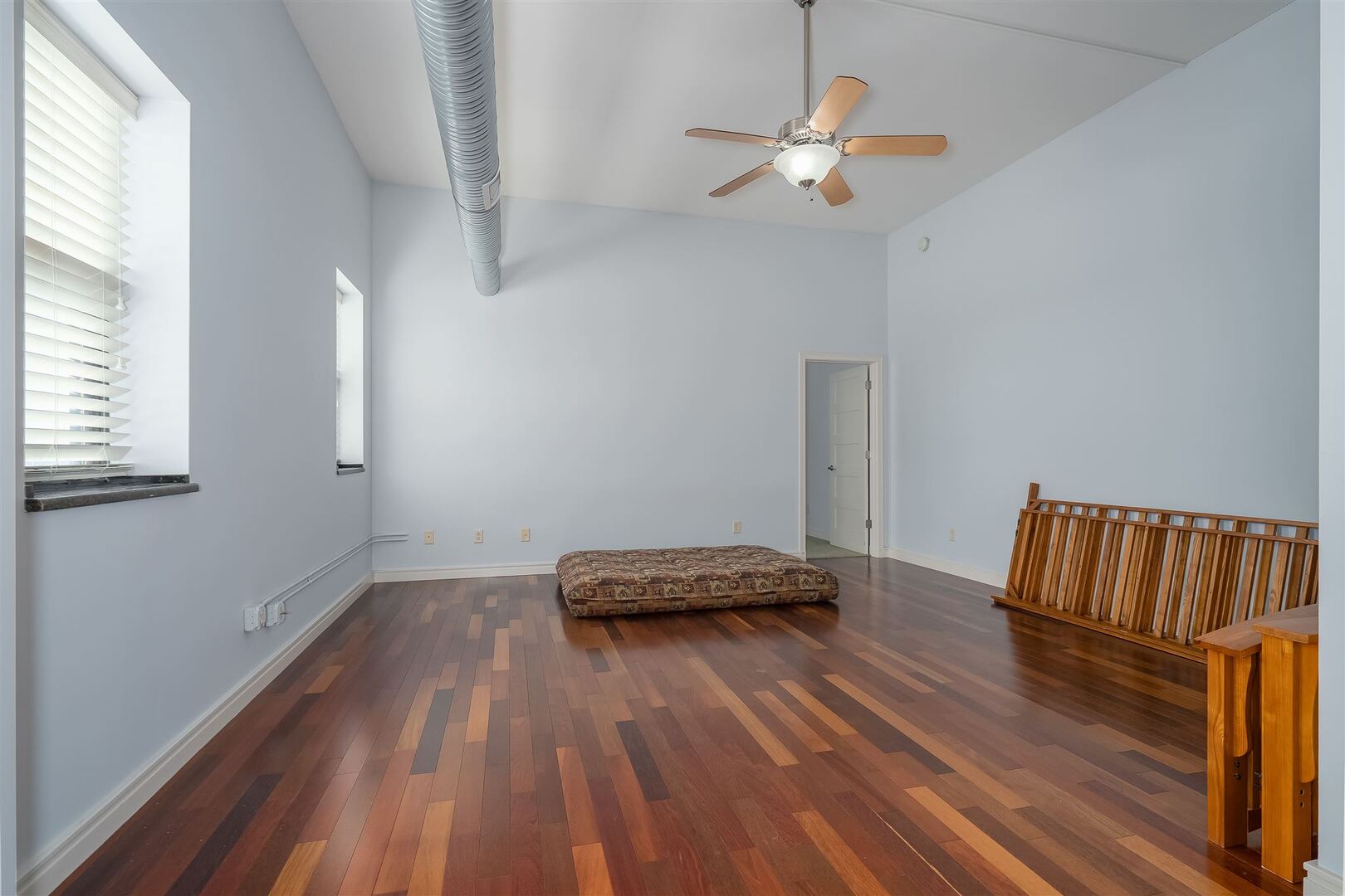 212 North Center Street, Unit 402 Bloomington, IL 61701 - Photo 3 of 25