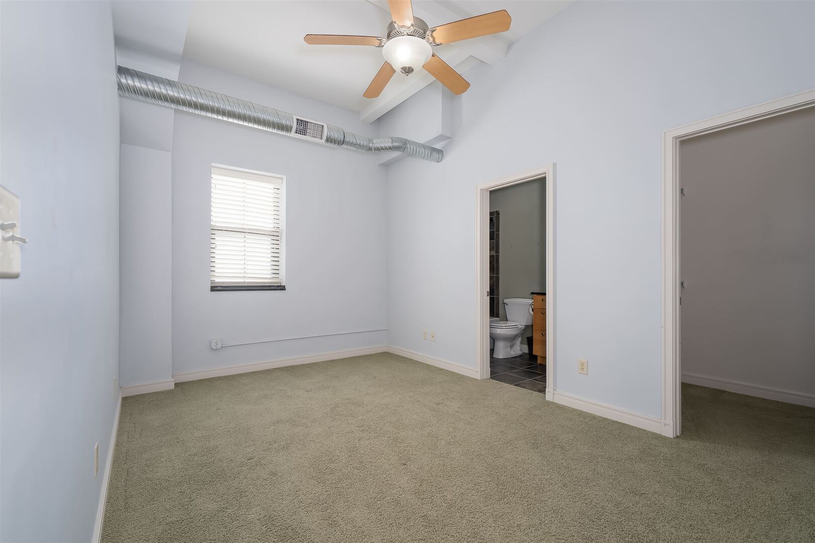 212 North Center Street, Unit 402 Bloomington, IL 61701 - Photo 7 of 25