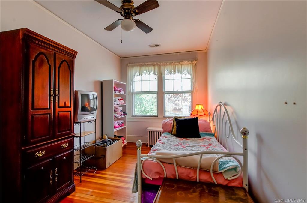 605 Fairview Road Asheville, NC 28803 - Photo 17 of 24 Gallery Image 17