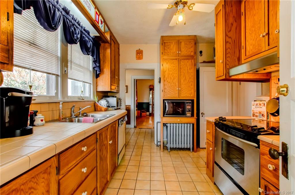 605 Fairview Road Asheville, NC 28803 - Photo 8 of 24 Gallery Image 8