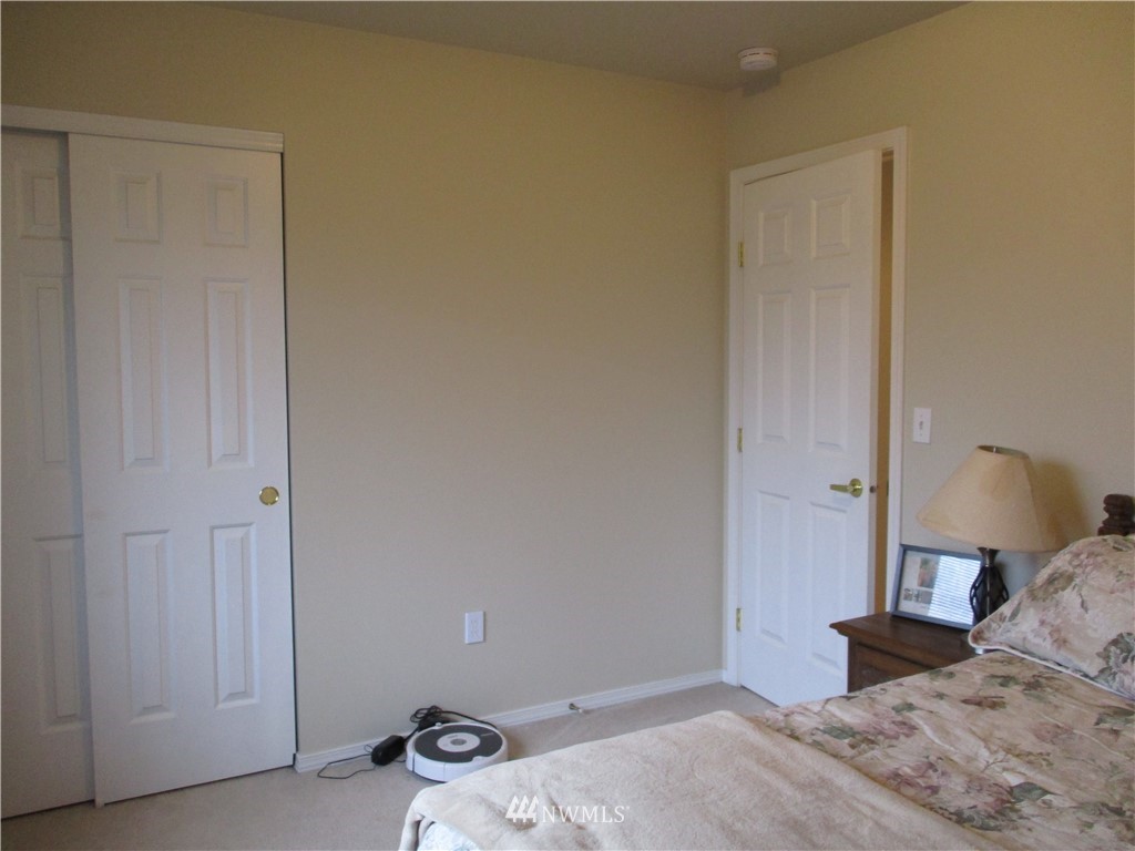 752 Vashon Place Northeast Renton, WA 98059 - Photo 24 of 24