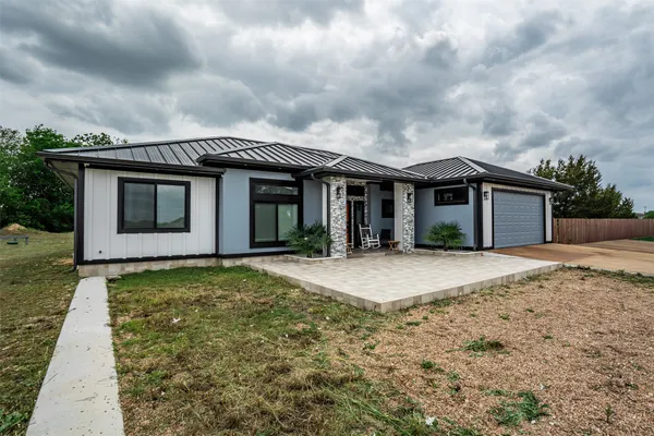 $2,950 | 177 Maldonado Trail, Unit B, Del Valle, TX 78617