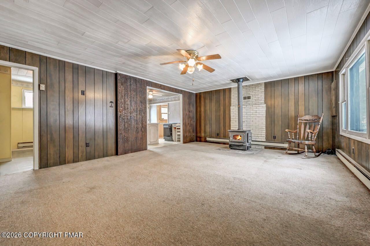 1912 Johns Road Effort, PA 18330 - Photo 10 of 46 Family Room