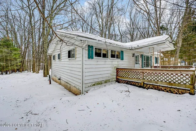 $149,900 | 1912 Johns Road, Effort, PA 18330