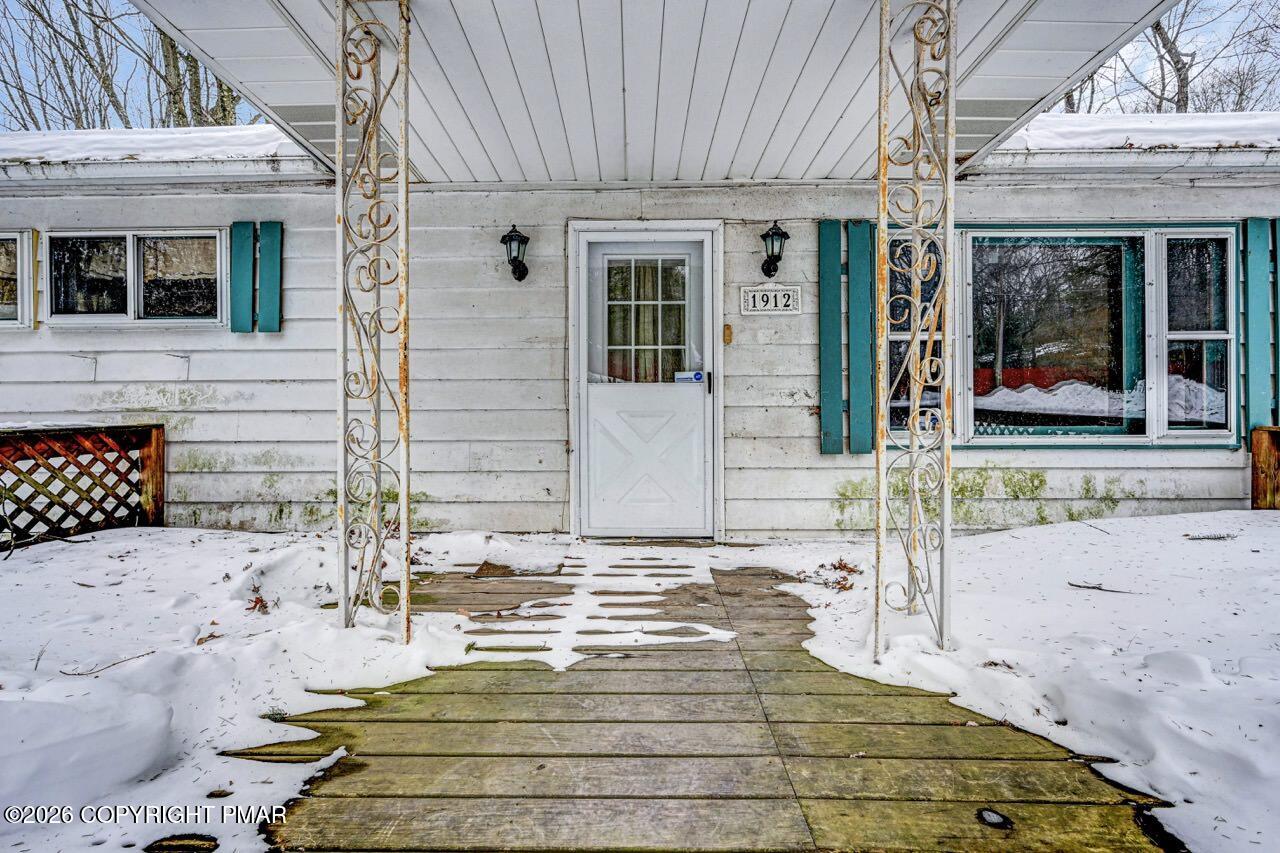1912 Johns Road Effort, PA 18330 - Photo 7 of 46 Covered Front Entry
