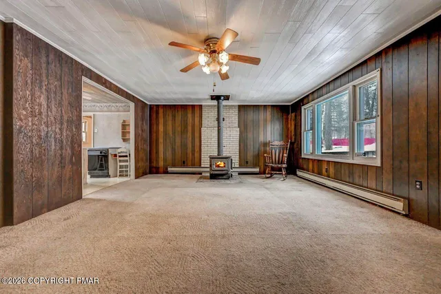 $149,900 | 1912 Johns Road, Effort, PA 18330