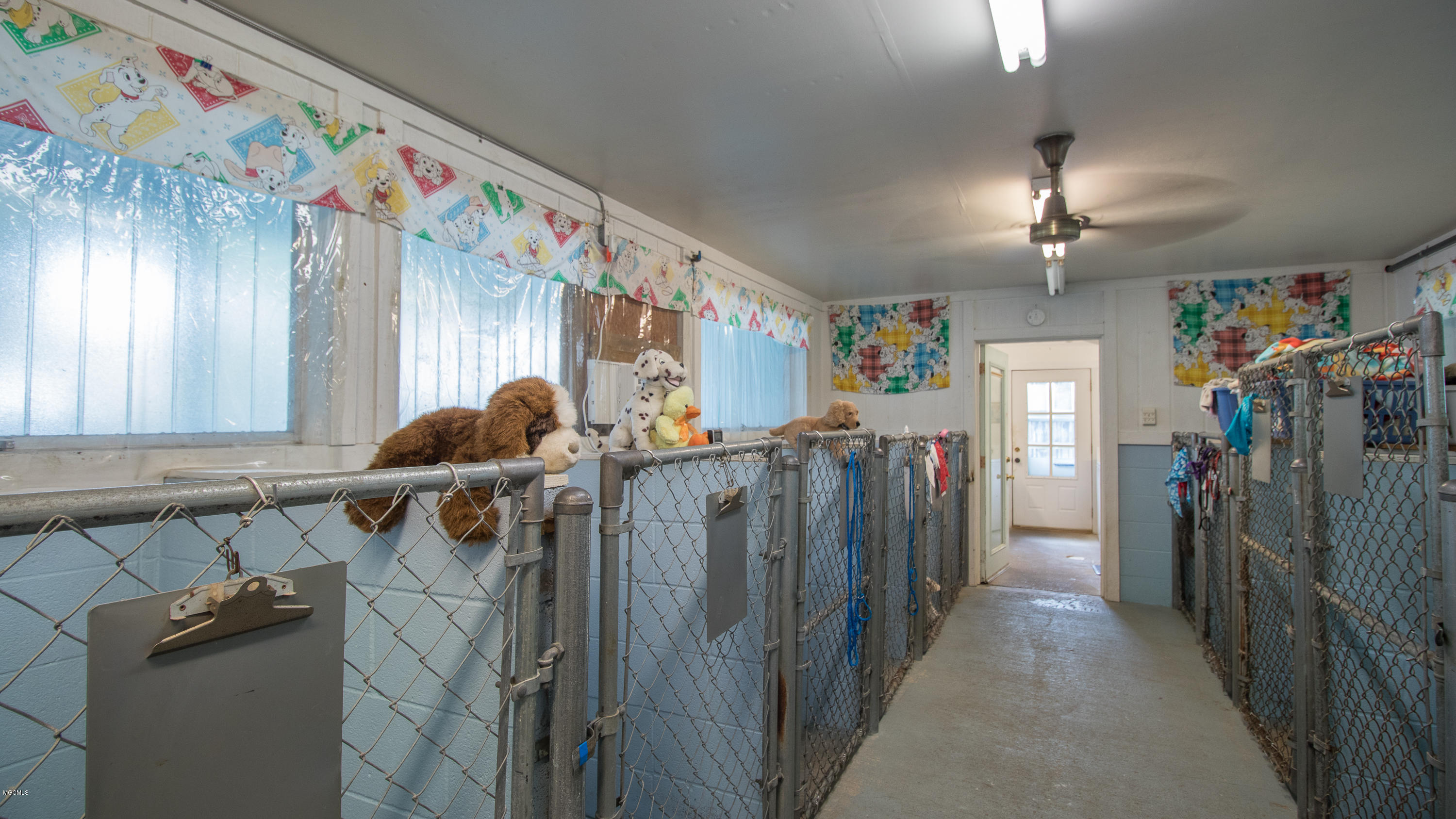 11119 Allen Road Gulfport, MS 39503 - Photo 4 of 15 11119 Allen Road-103