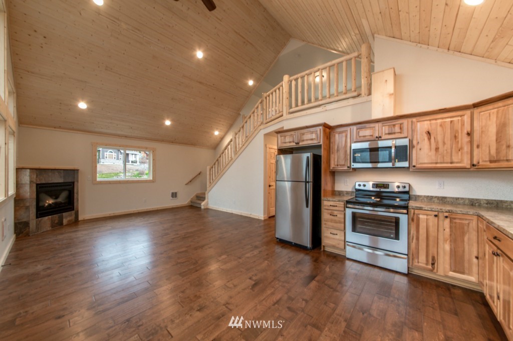 911 Bakers Road Cle Elum, WA 98922 - Photo 4 of 13 Gallery Image 4