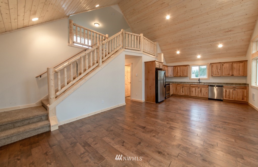 911 Bakers Road Cle Elum, WA 98922 - Photo 7 of 13 Gallery Image 7
