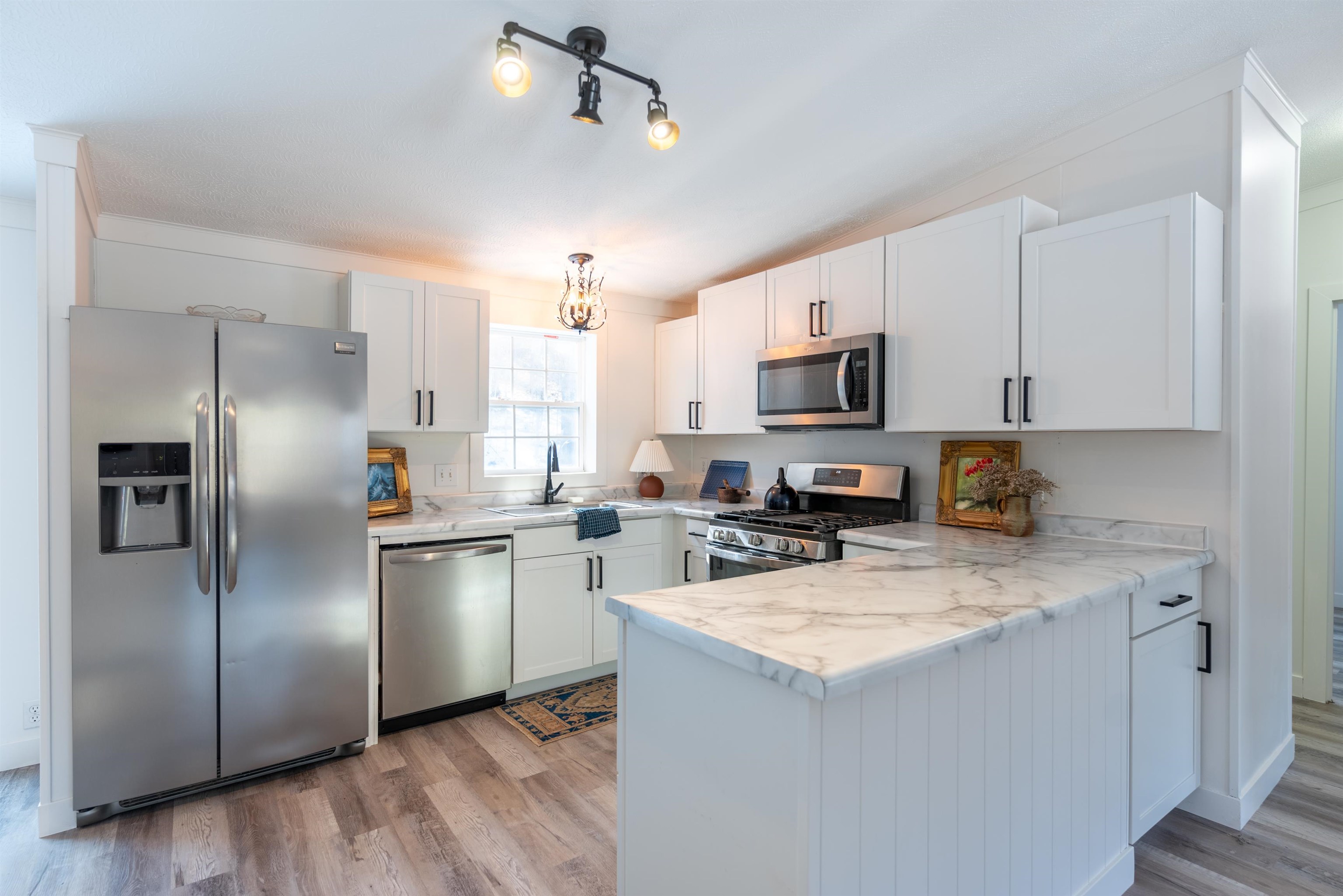 457 North Garfield Road Traverse City, MI 49696 - Photo 16 of 42