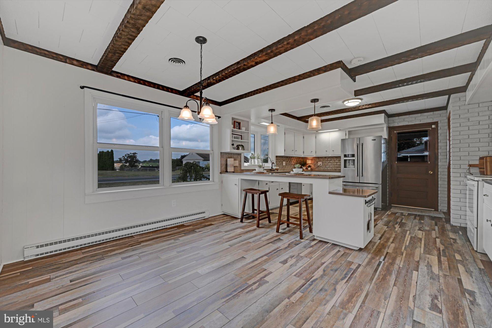 938 Mt Zion Road Lebanon, PA 17046 - Photo 13 of 54 Dining Area