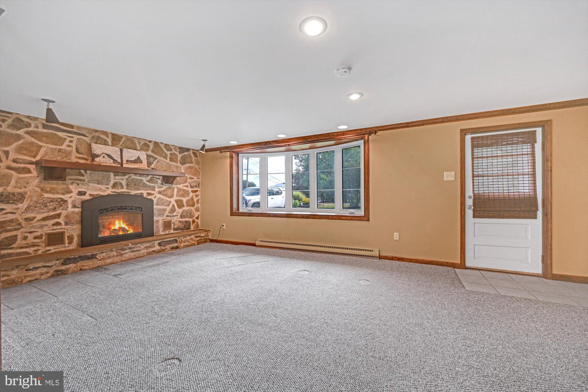 938 Mt Zion Road Lebanon, PA 17046 - Photo 28 of 54 Family Room