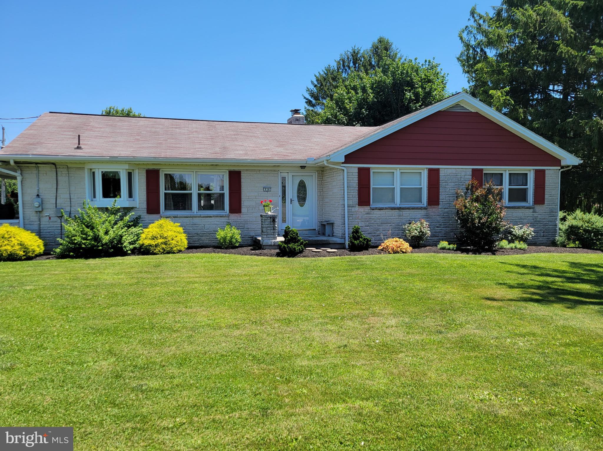 938 Mt Zion Road Lebanon, PA 17046 - Photo 4 of 54 Gallery Image 4