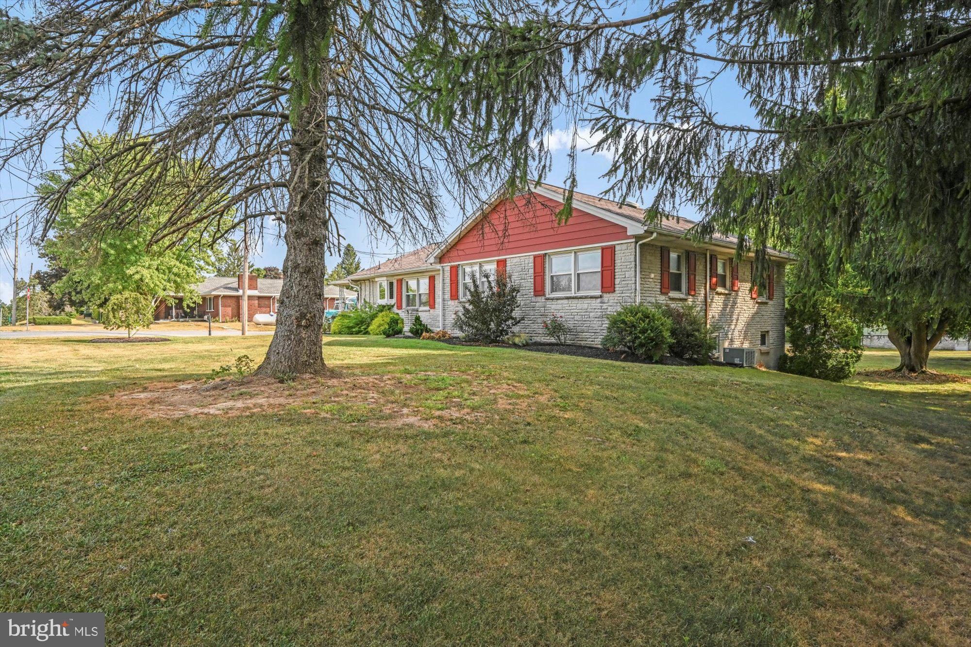 938 Mt Zion Road Lebanon, PA 17046 - Photo 10 of 54 Gallery Image 10