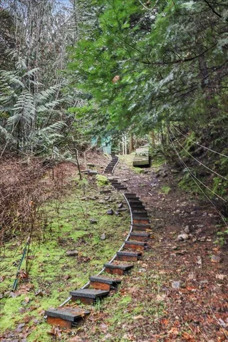 $750,000 | 19982 North Mt Spokane Park Drive, Mead, WA 99021