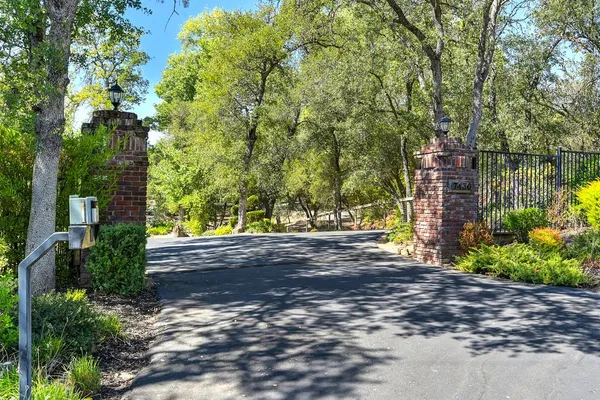 $4,825,000 | 7450 Shadow Oaks Lane, Granite Bay, CA 95746