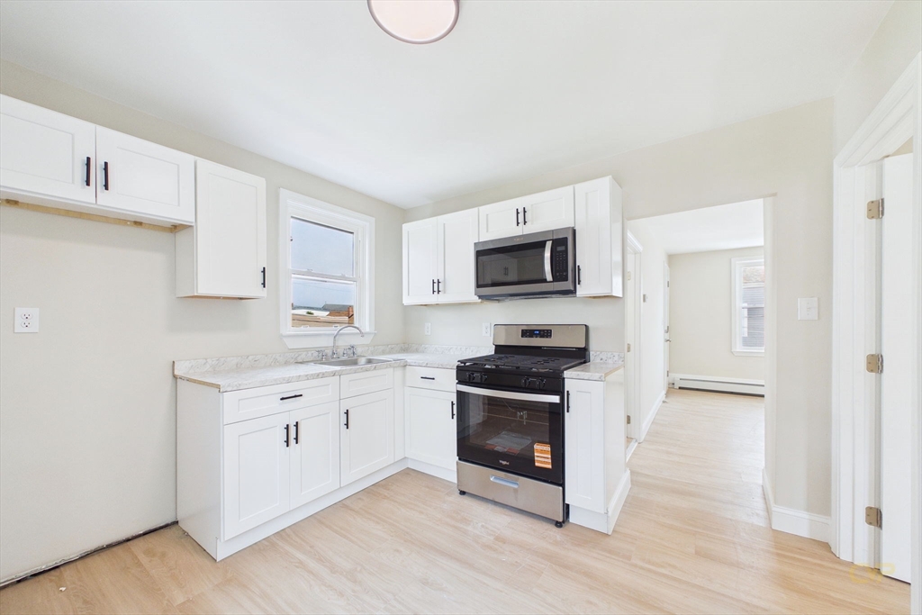 201 Wade Street Fall River, MA 02721 - Photo 17 of 38