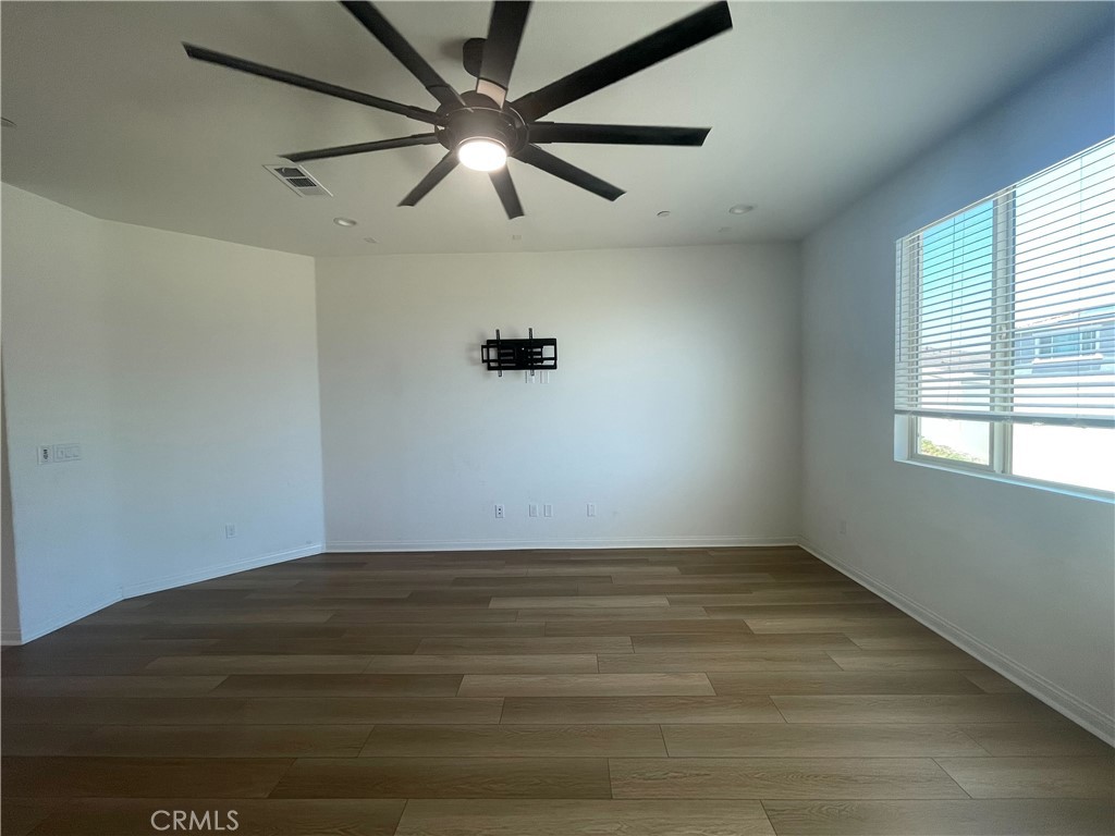 25344 Picket Range Way Menifee, CA 92586 - Photo 14 of 48