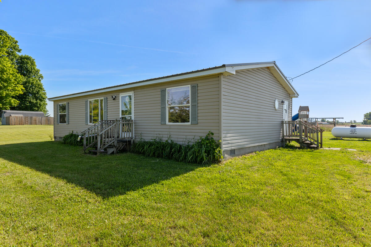 2858 North Marble Road Pierson, MI 49339 - Photo 2 of 20 Gallery Image 2