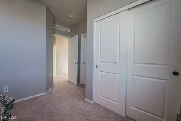 $2,495 | 1115 East Sunset Road, Henderson, NV 89011