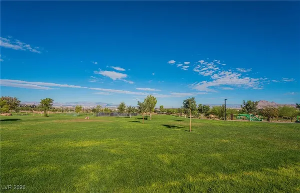 $2,495 | 1115 East Sunset Road, Henderson, NV 89011