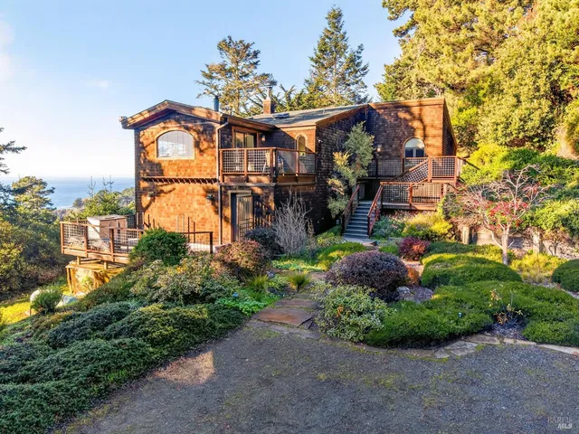 $1,525,000 | 1101 Cameron Road, Elk, CA 95432