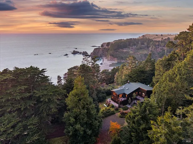 $1,525,000 | 1101 Cameron Road, Elk, CA 95432