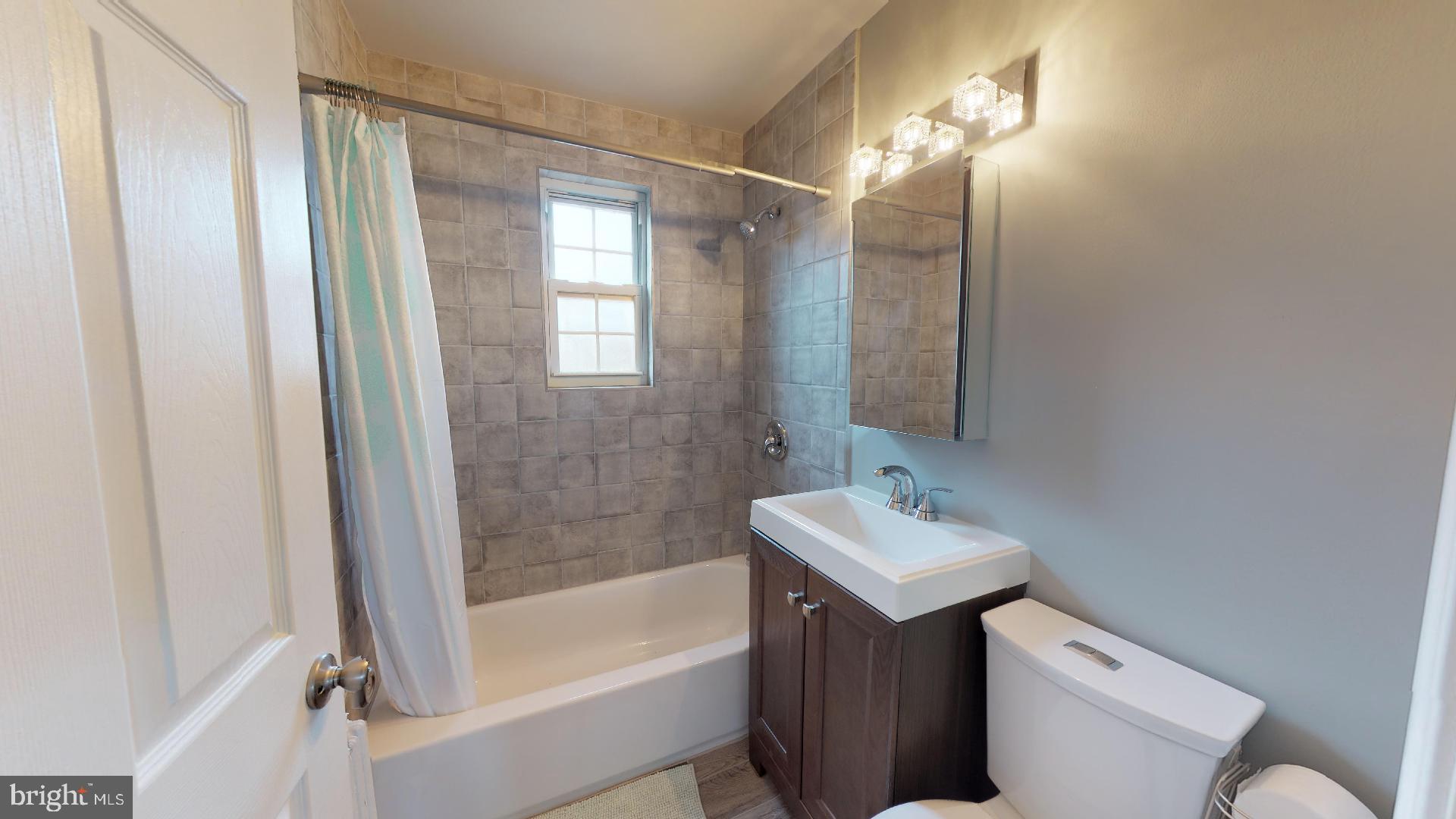 5318 8th Road South, Unit 5 Arlington, VA 22204 - Photo 9 of 25 Gallery Image 9