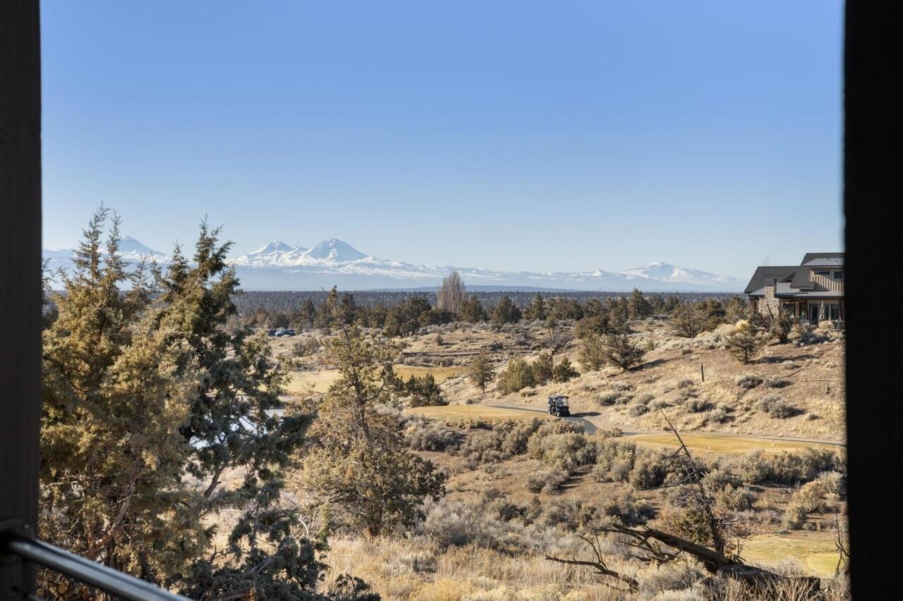 16857 South W Brasada Ranch Road Powell Butte, OR 97753 - Photo 22 of 30 220196434_21_6