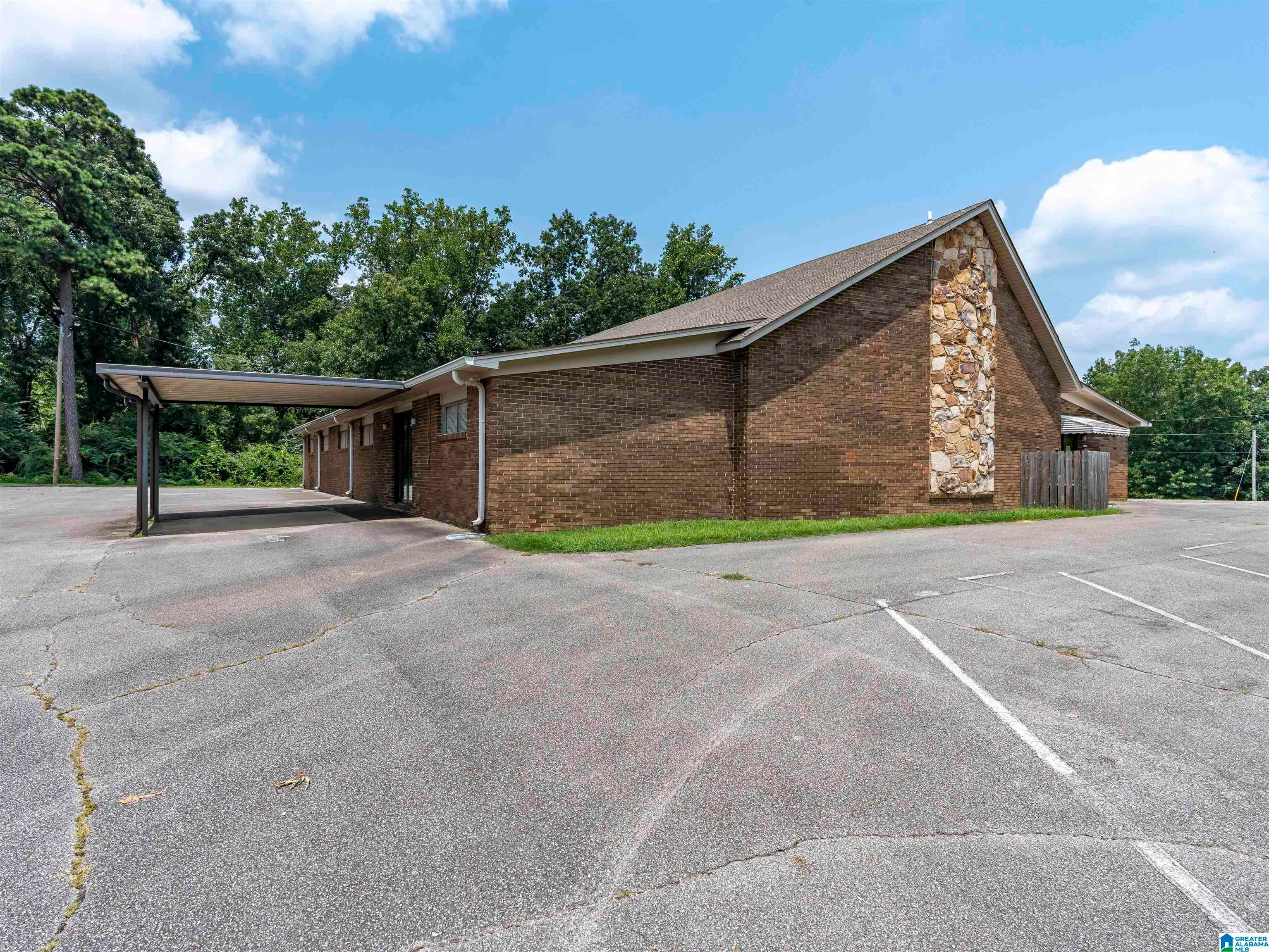 380 B Hickory Road Gardendale, AL 35071 - Photo 58 of 77 Gallery Image 58