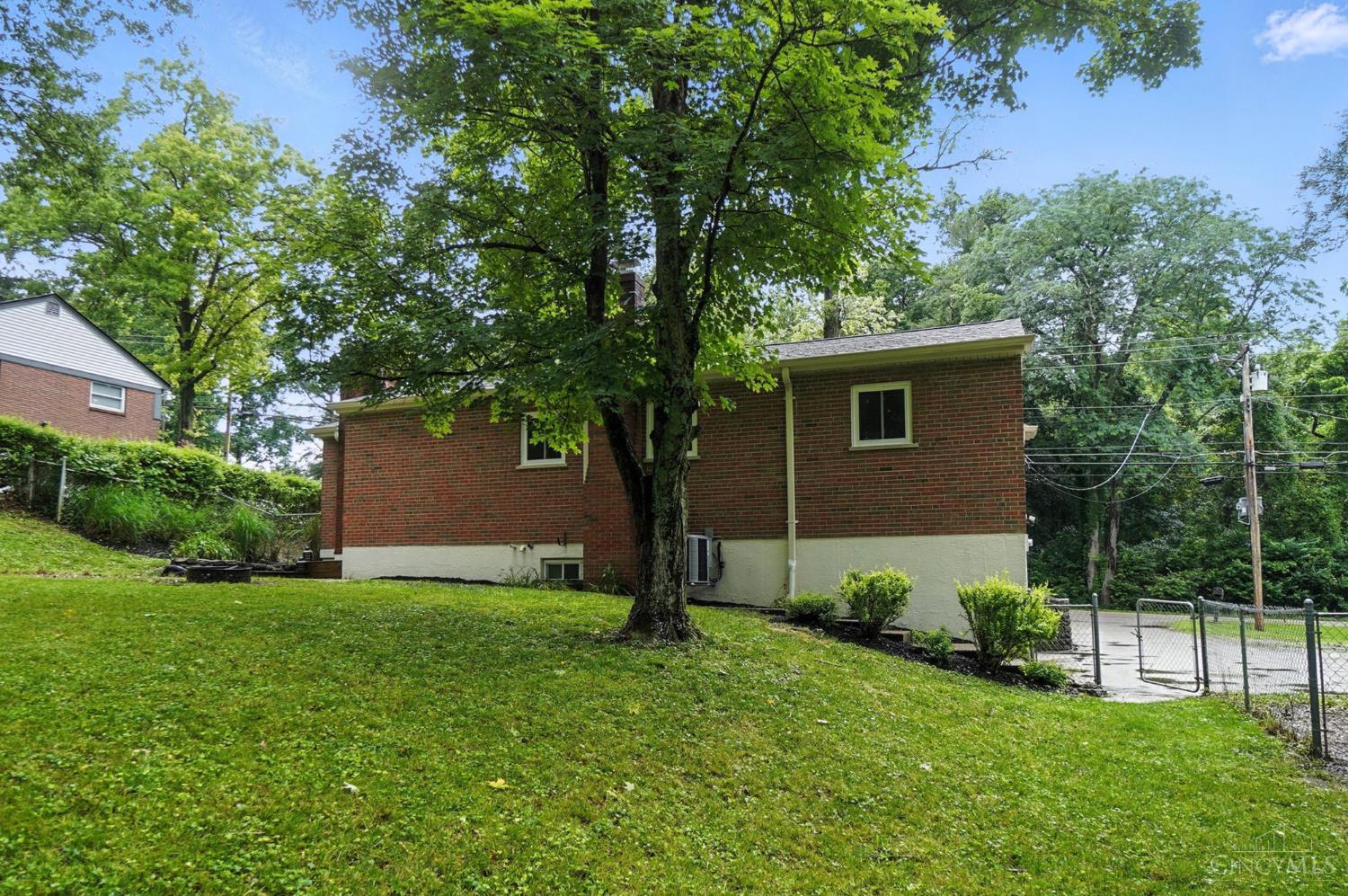 2000 Neeb Road Cincinnati, OH 45238 - Photo 40 of 50