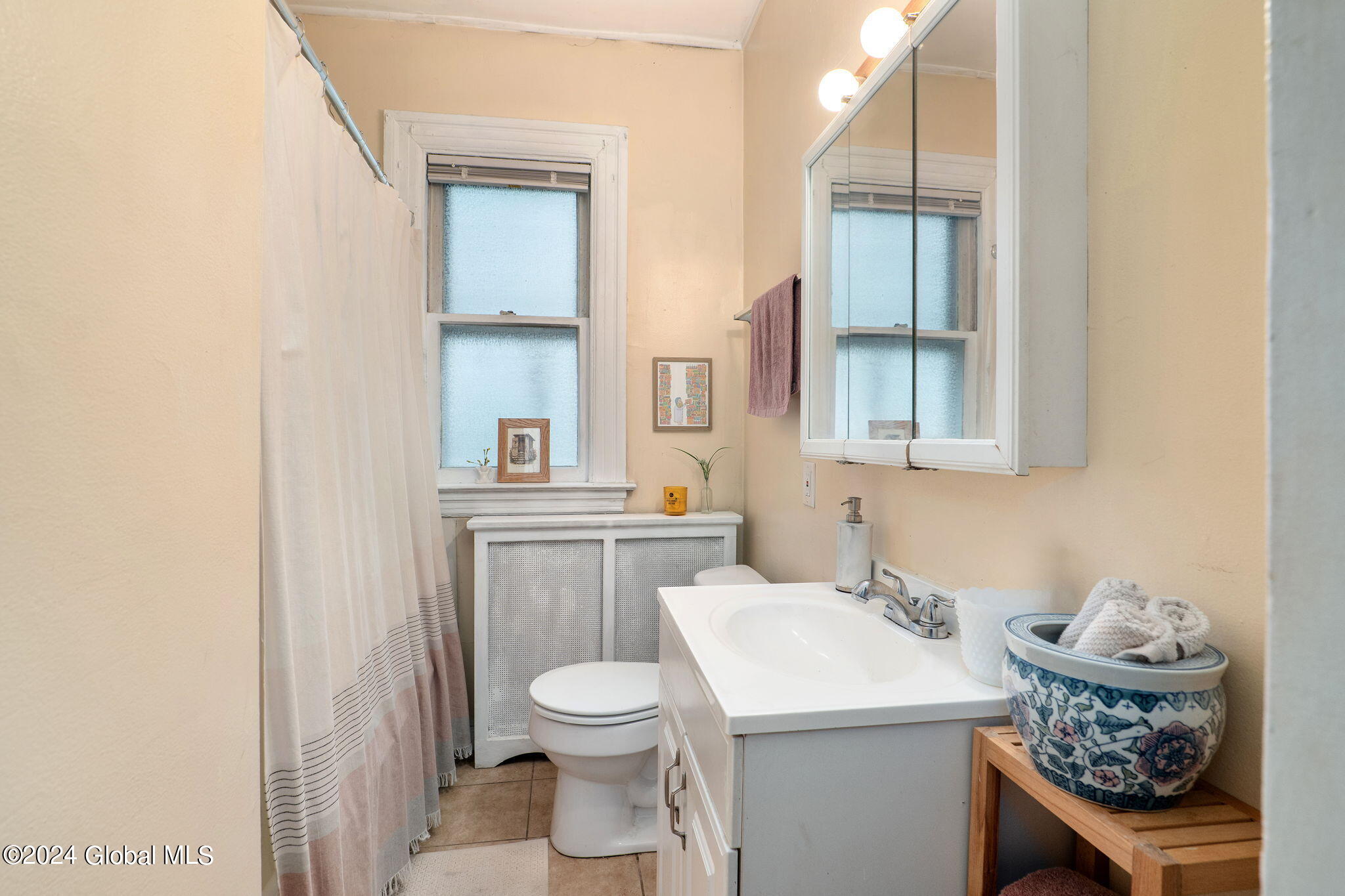 1735 Eastern Parkway Schenectady, NY 12309 - Photo 12 of 34 12