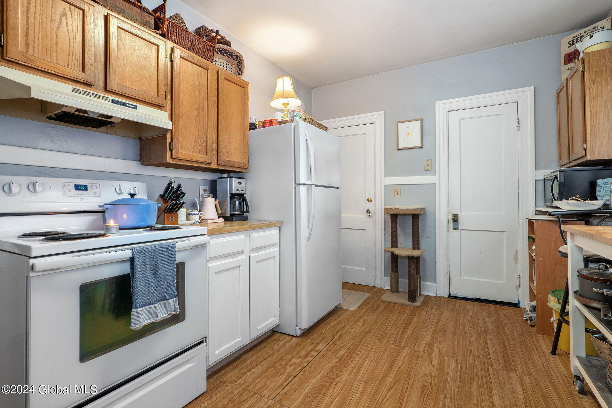 1735 Eastern Parkway Schenectady, NY 12309 - Photo 16 of 34 16