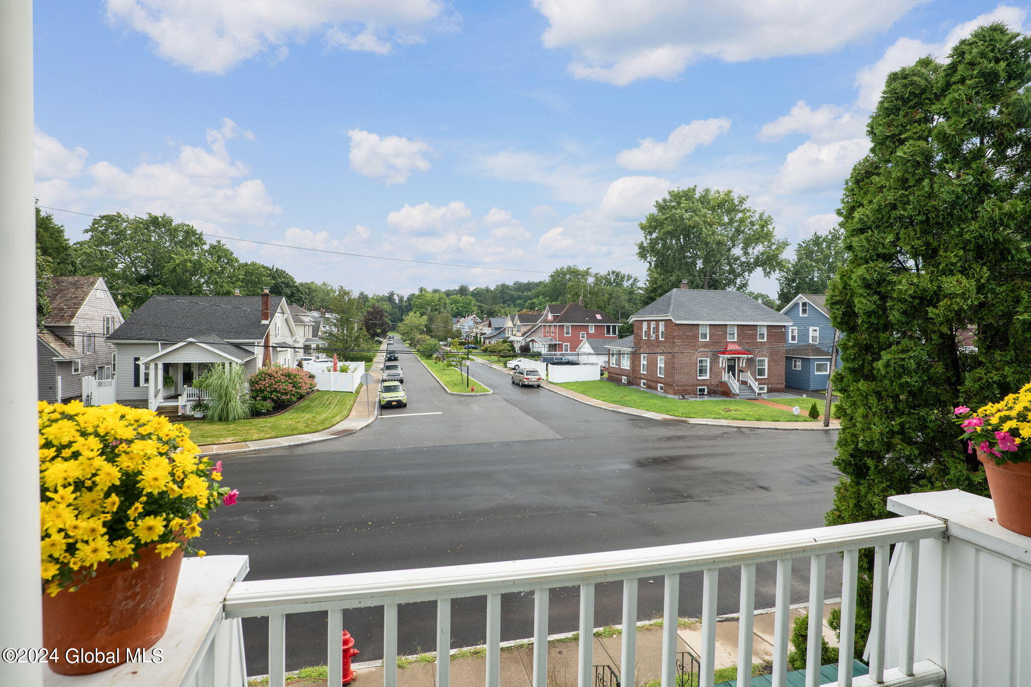 1735 Eastern Parkway Schenectady, NY 12309 - Photo 32 of 34 32