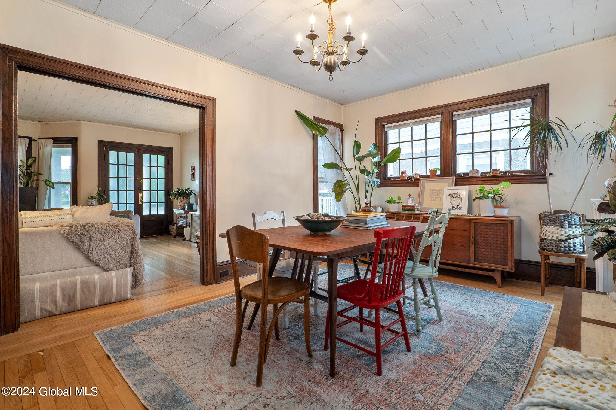 1735 Eastern Parkway Schenectady, NY 12309 - Photo 7 of 34 7