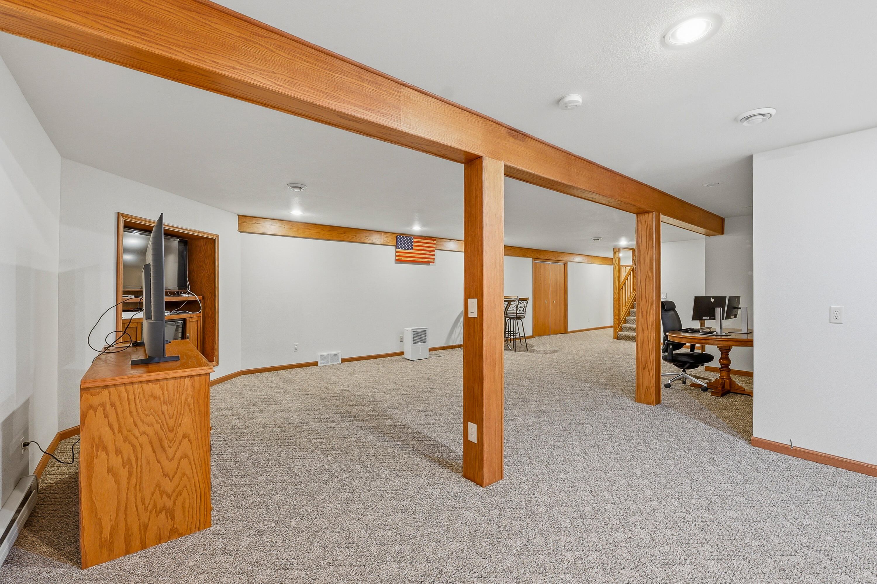 1616 Sandstone Lane Howards Grove, WI 53083 - Photo 26 of 47 Ideal for Entertaining