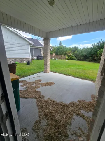 $300,000 | 10510 West Landon Green Circle, Gulfport, MS 39503