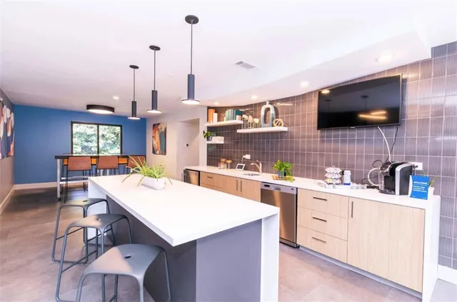 $1,673 | 100 Windmont Drive Northeast, Unit 234, Atlanta, GA 30329